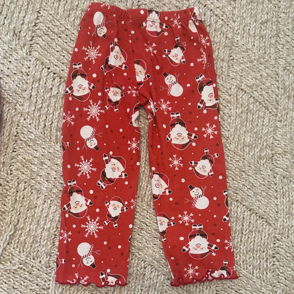 EUC Sarah’s Prints ruffle Santa & snowman Pajama set size 2